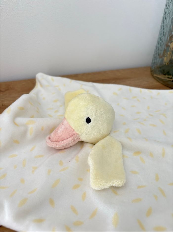 Doudou canard plume noeud satin jaune blanc - photo numéro 4