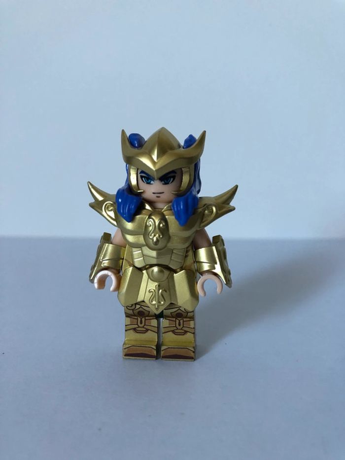 Figurine type lego Chevalier du Scorpion. Les chevaliers du zodiaque. Saint Seiya