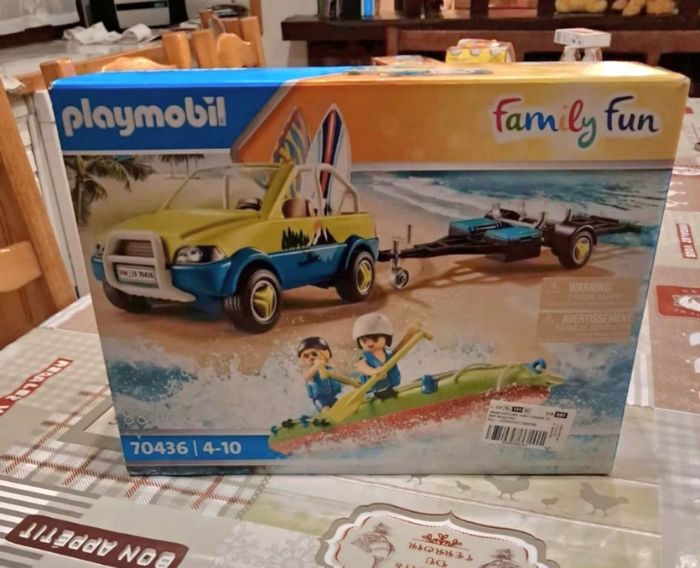 Boite playmobil neuve voiture et bateau neuf z
