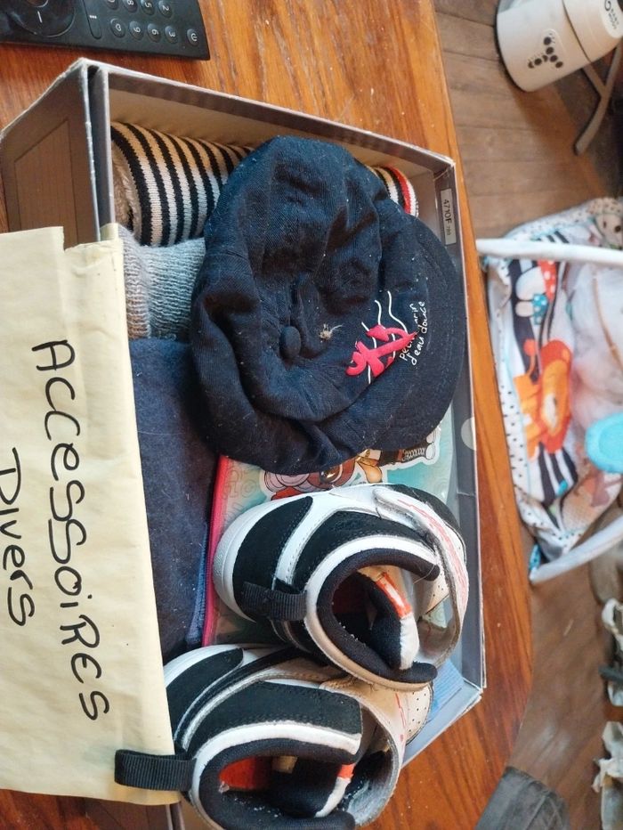 Lot d'accessoires enfant et bébé - photo numéro 3