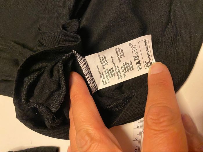 Tee shirt noir Manches dentelle neuf 12 ans - photo numéro 8