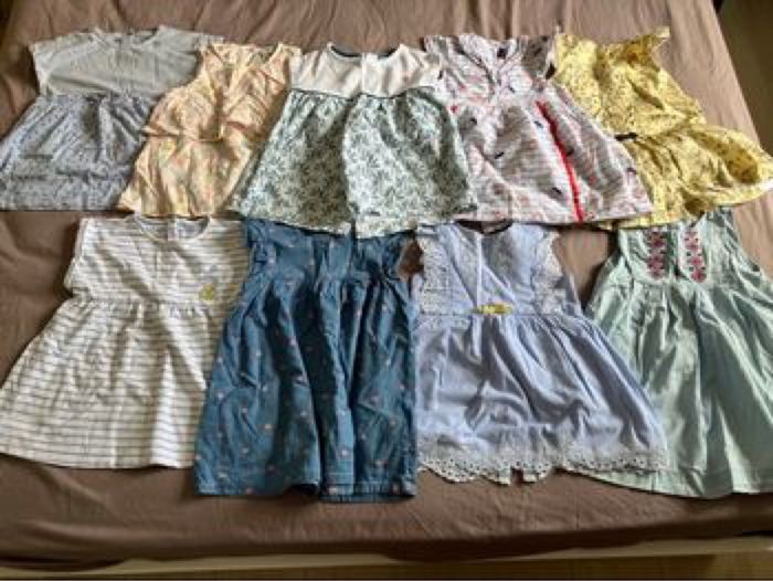 Lot 9 robes été / mi-saison 18 mois