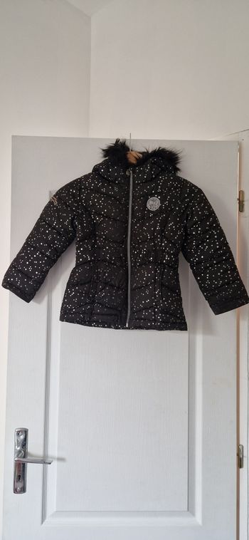 Blouson noir avec motif miraculous 6 ans