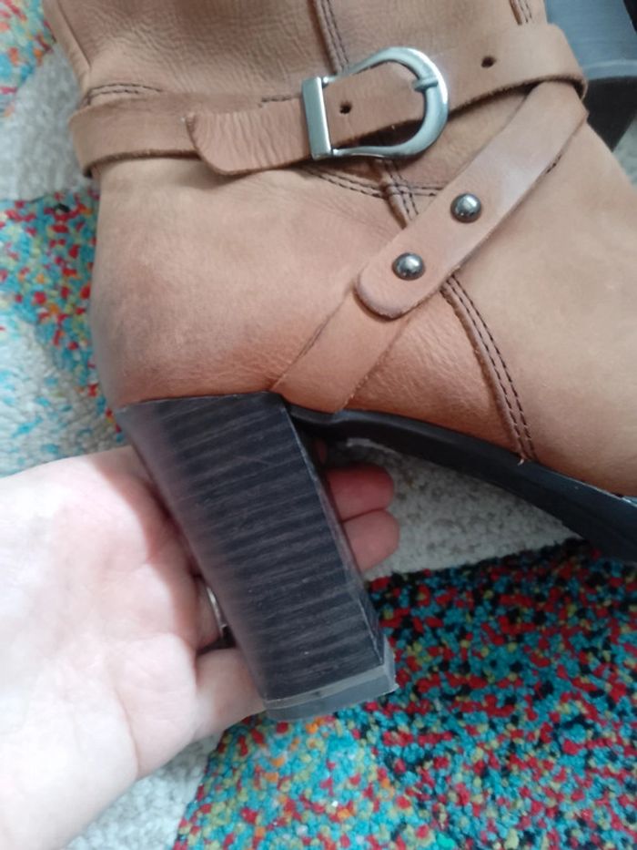 Jolies bottes tamaris en véritable cuir taille 38 - photo numéro 6