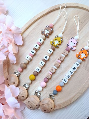 Attache tétine renard