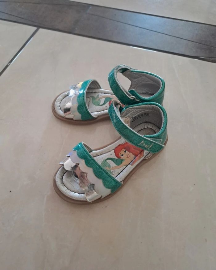 Chaussure - photo numéro 2