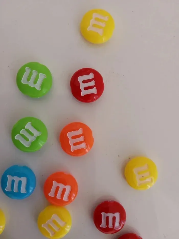 Lot m&m's accessoire miniature poupée - photo numéro 2