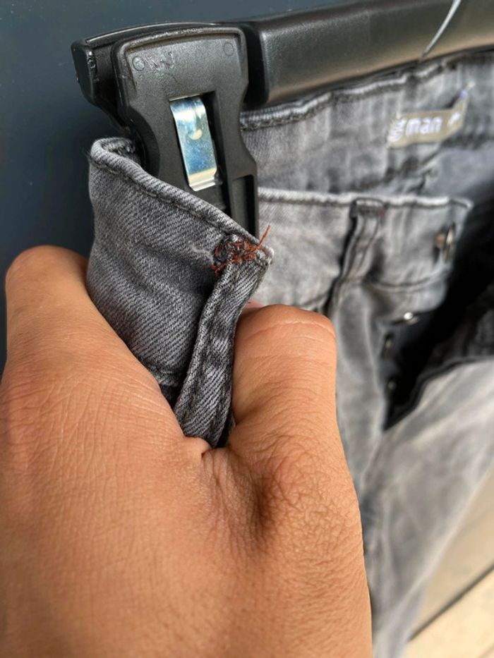 Jean slim gris. T40 - photo numéro 4