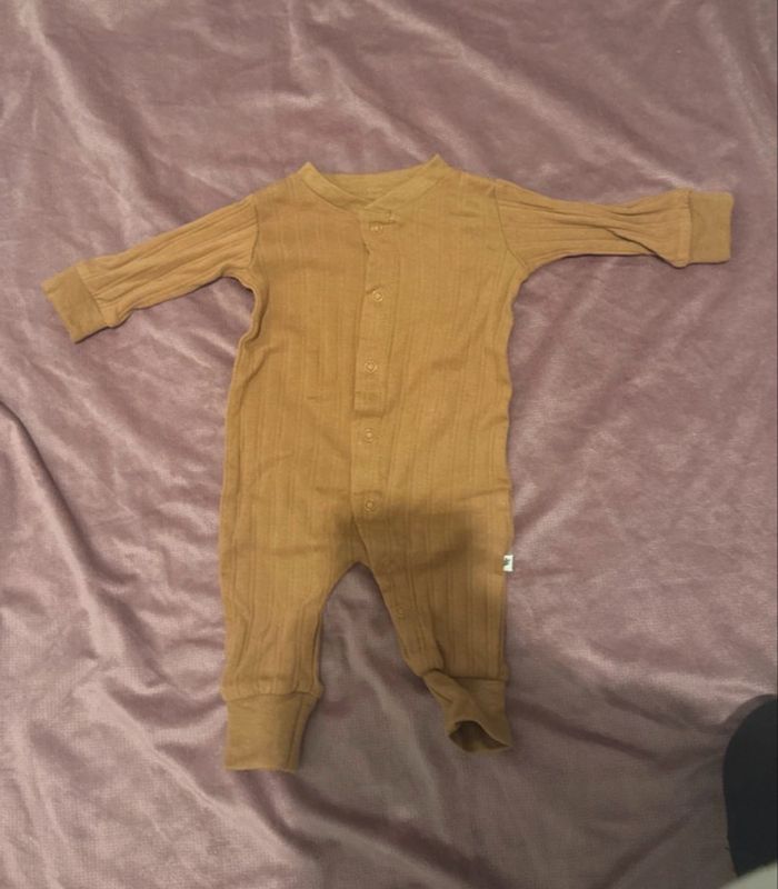 Lot 14 habits 1 mois plus affaire - photo numéro 6