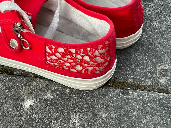 Tennis, rouge et blanche - photo numéro 5