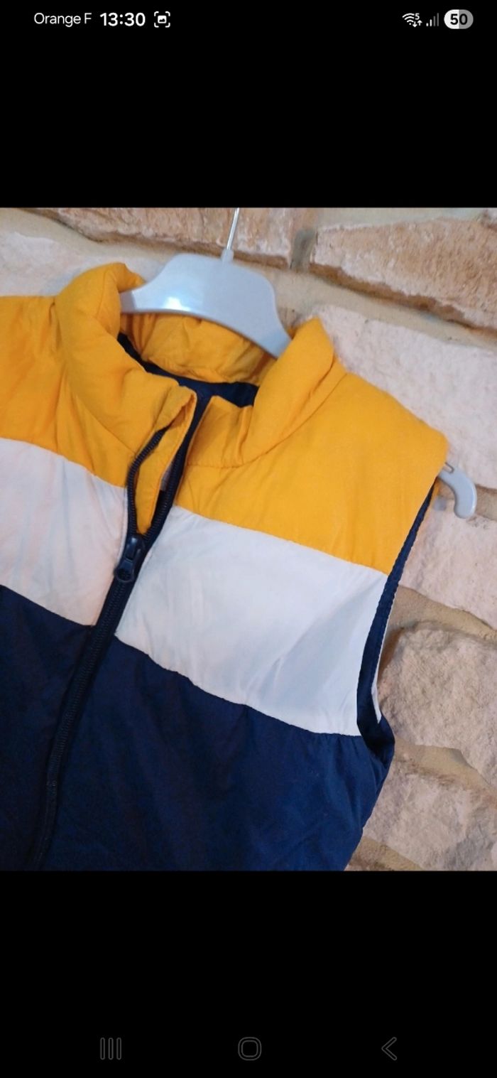 Doudoune légère sans manches taille 8 ans - photo numéro 2