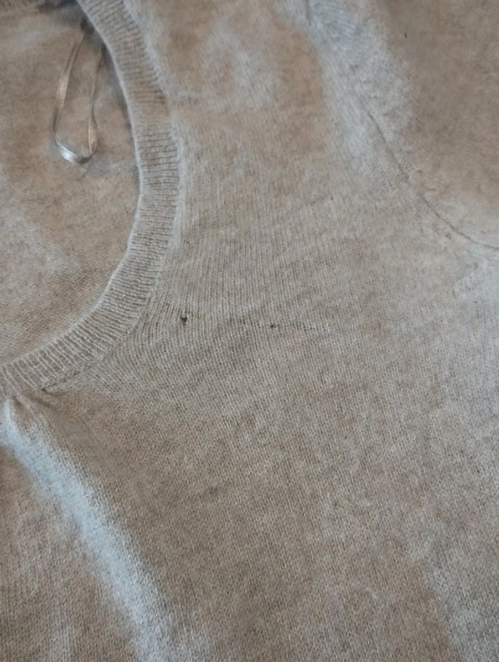 Pull cachemire Etam troué - photo numéro 4