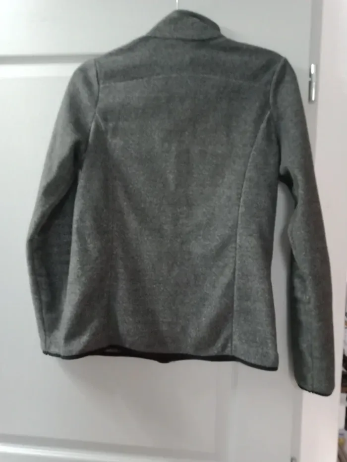 Veste polaire grise - photo numéro 6