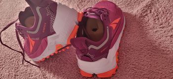 Chaussure trail femme neuf 37.5