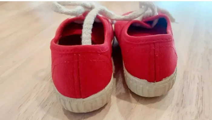 Baskets toile pointure 21 rouges - photo numéro 5