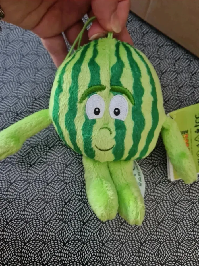Peluche la pastèque - photo numéro 2
