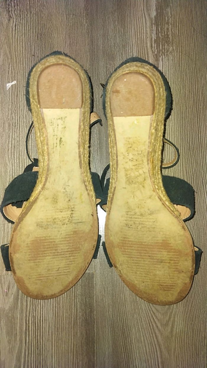 Chaussures taille 37 - photo numéro 2