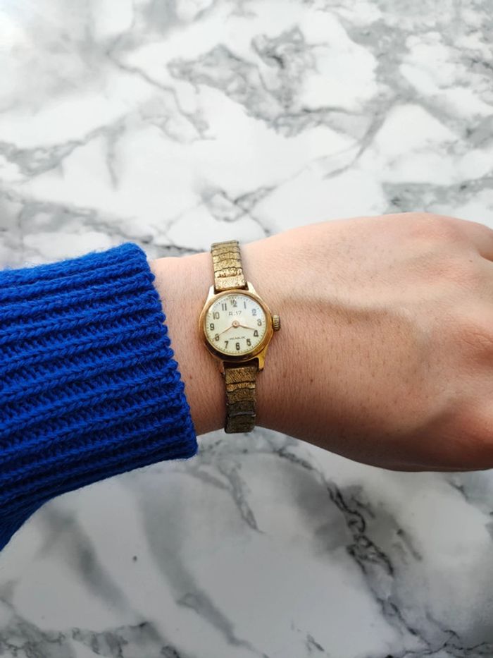 Montre vintage doré