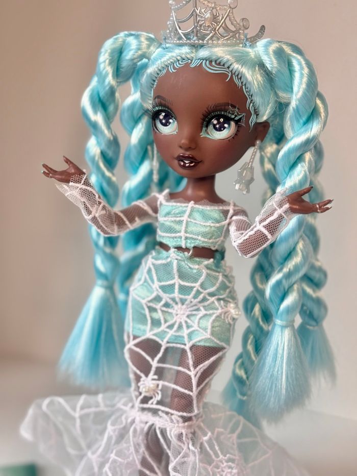 Robin Rainbow High - photo numéro 7