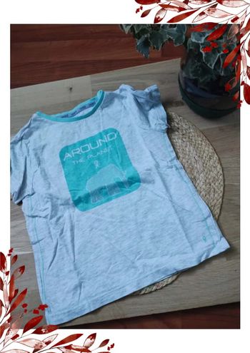 Tee shirt Okaïdi taille 5 ans en très bon état