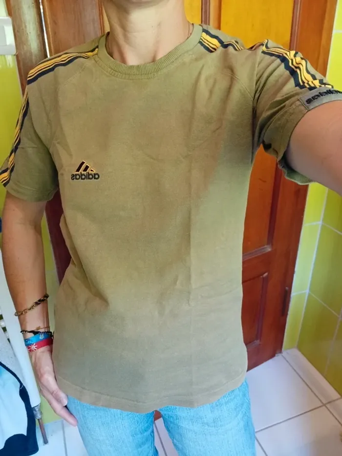 T-shirt femme vert Kaki Adidas