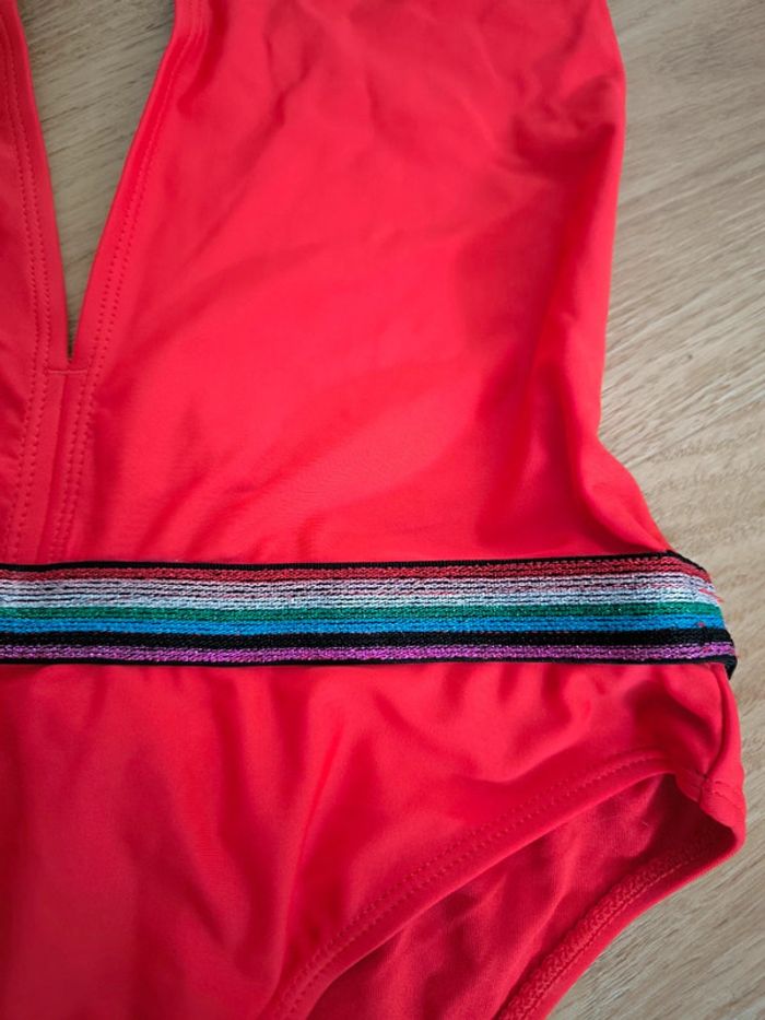 Maillot de bain goldenpoint taille 38 neuf - photo numéro 2