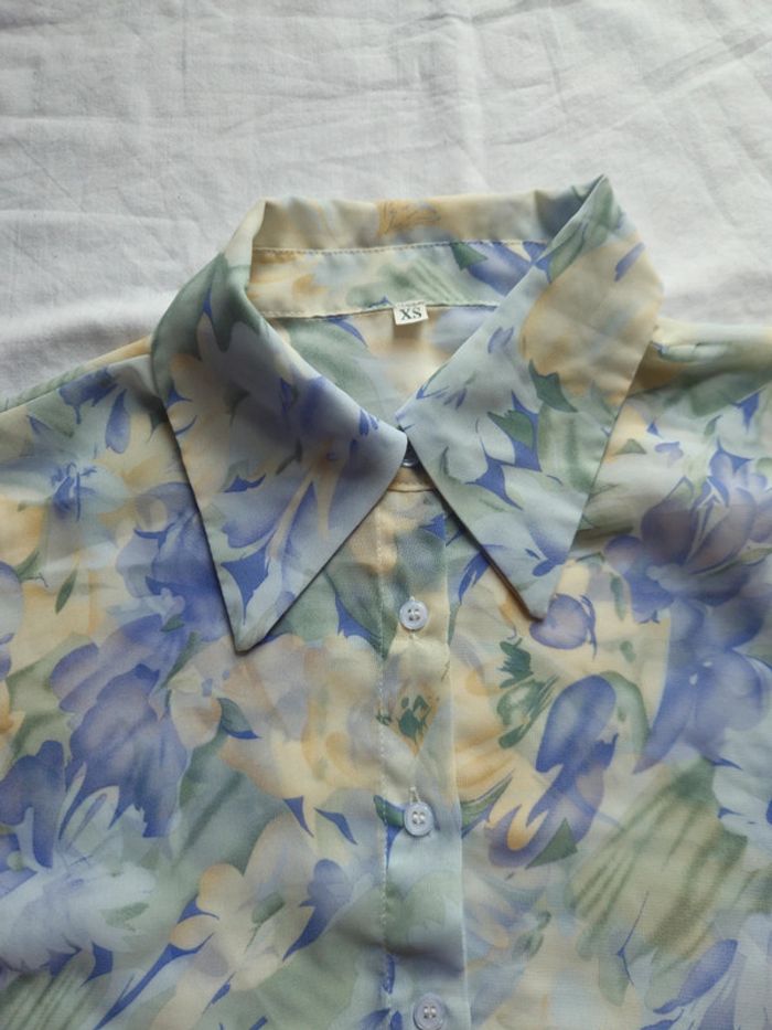 Chemise a fleurs - photo numéro 3
