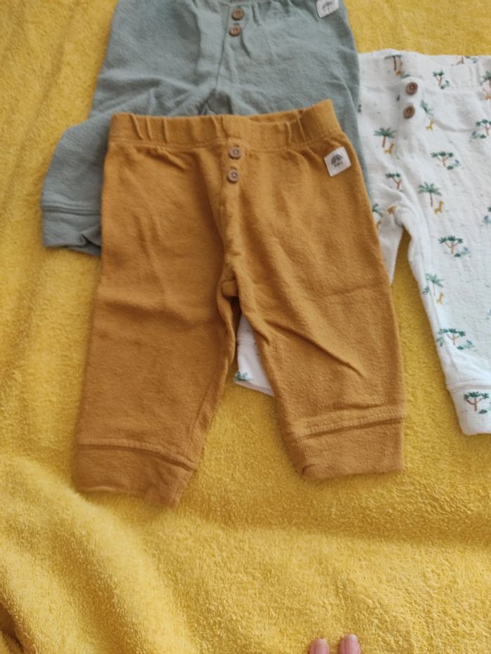Lot 3 pantalons sarouels la redoute 6 mois - photo numéro 2