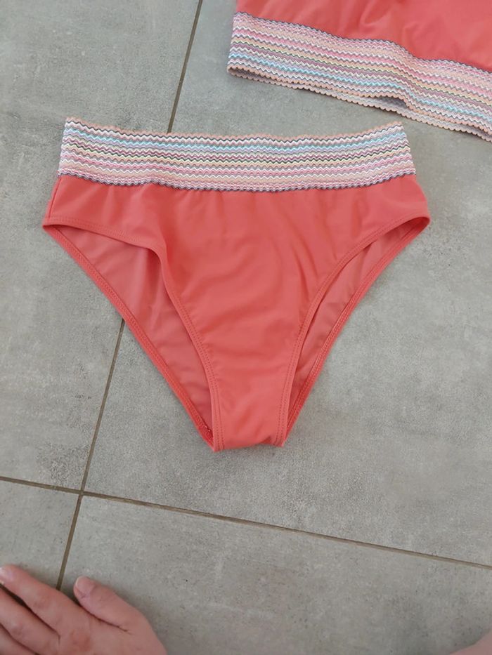 Maillot de bain 2 pièces - photo numéro 2