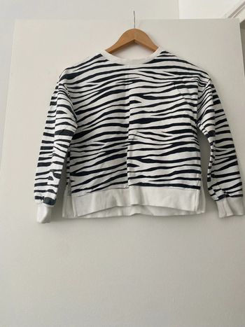 Sweat noir et blanc motif zèbre Fille 9-10 ans Mango
