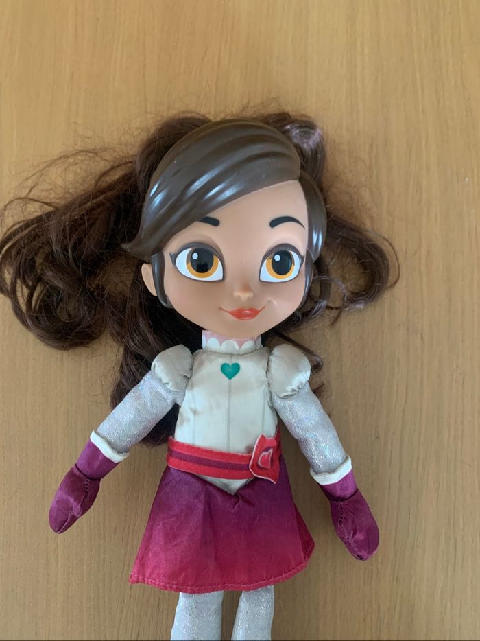 Poupée Nella princesse chevalier parle et chante - photo numéro 3
