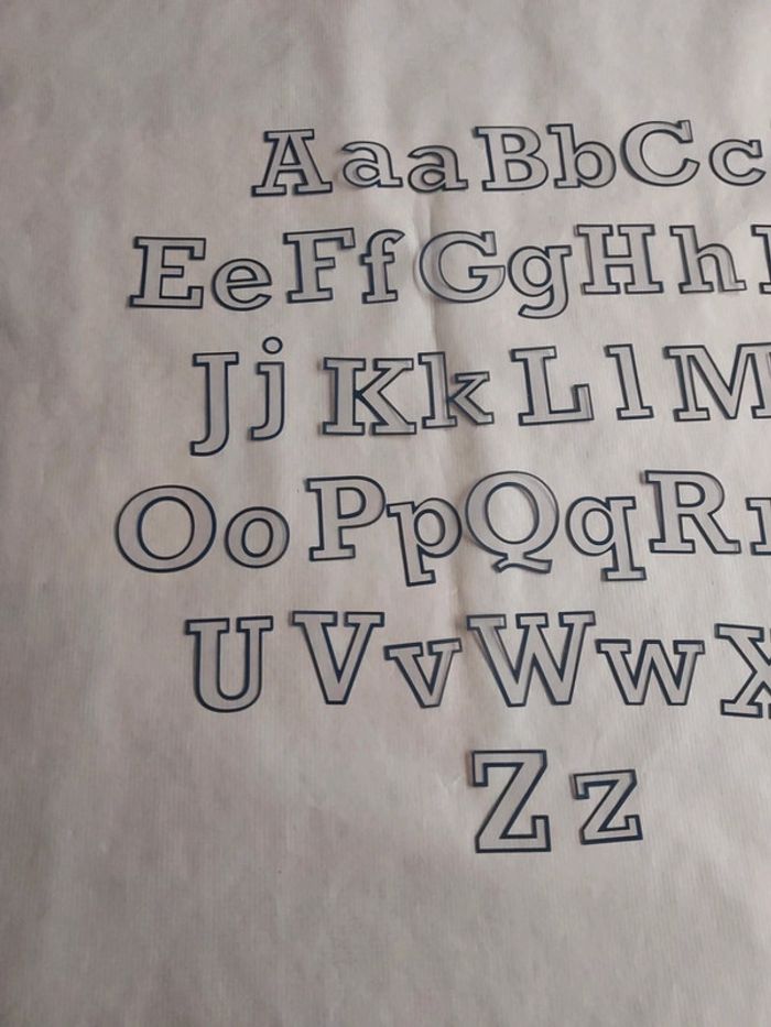 Alphabet transparent et noir - photo numéro 2
