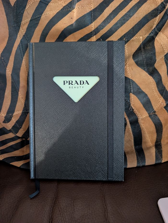 Superbe note Book Prada