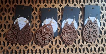 Boucles d'oreilles effet bois