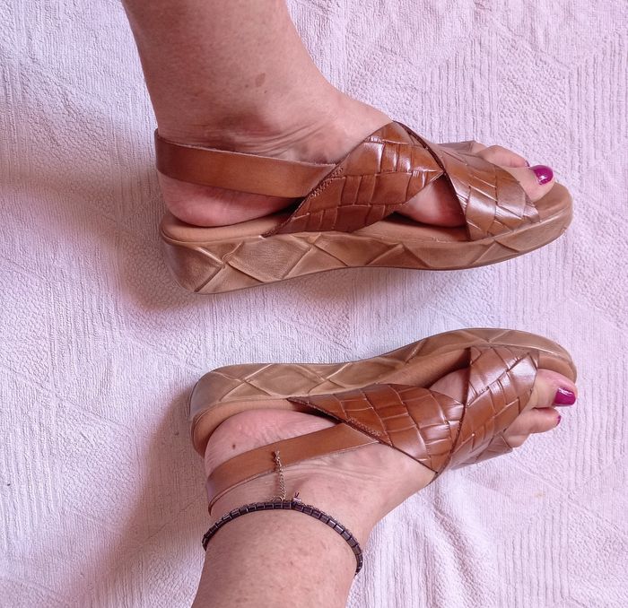 Vends sandales - photo numéro 2