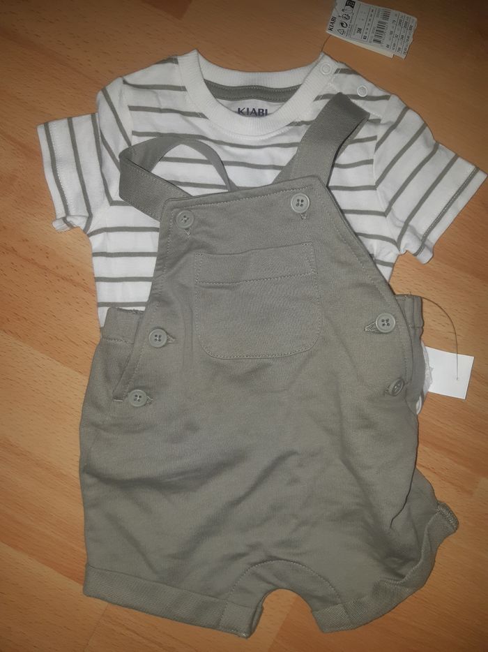 ensemble tee-shirts salopette