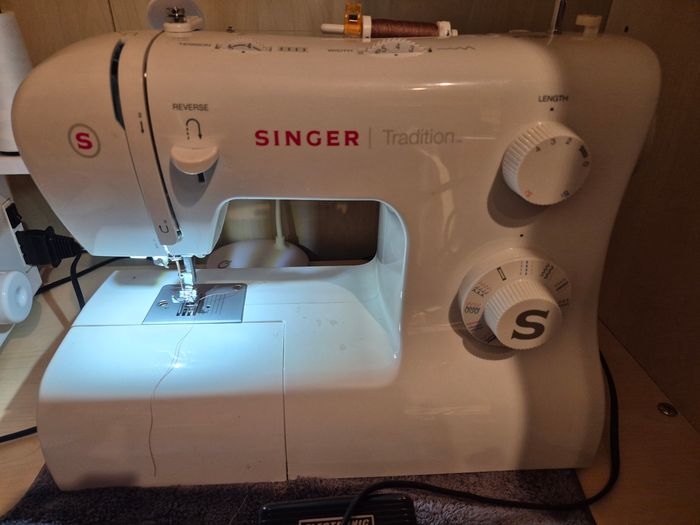 Machine à coudre singer