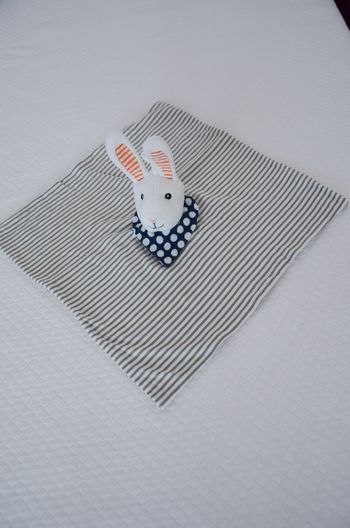 DOUDOU PLAT LAPIN ** IKEA ** 1685