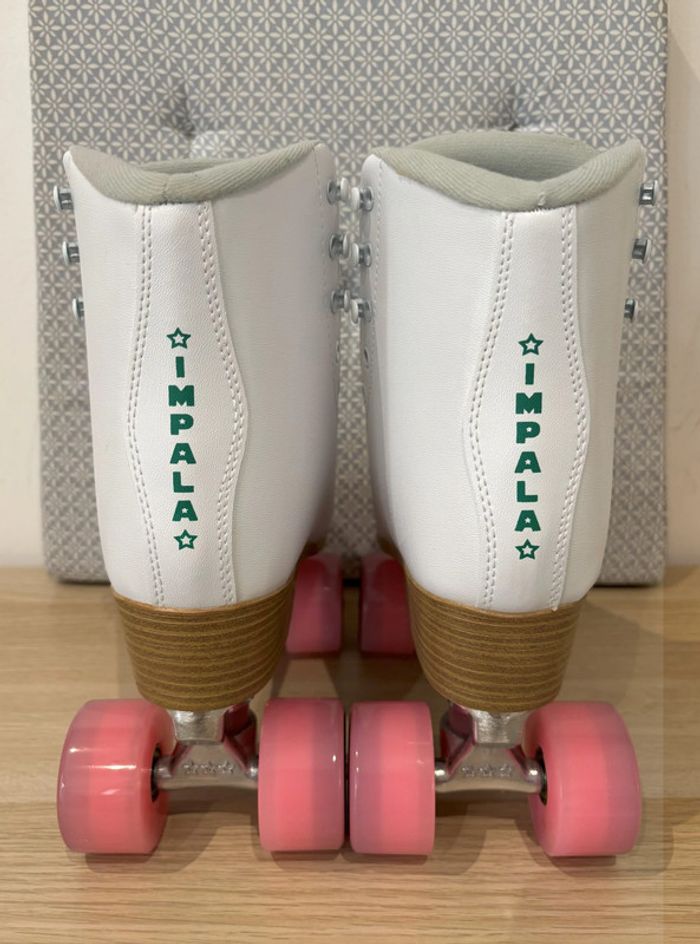 Paire de Rollerskates "White" Taille 38 - photo numéro 8