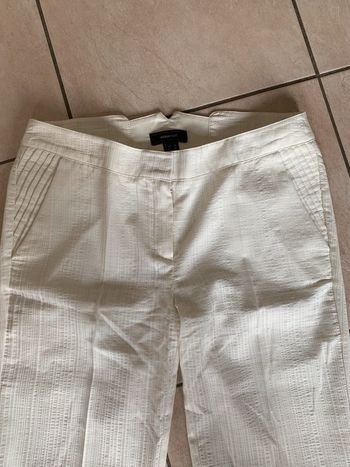 Pantalon blanc Mango taille 38 mais plutôt grand 36