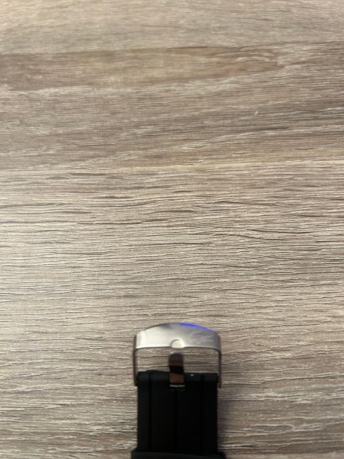 Montre Lacoste neuve jamais portée - photo numéro 3