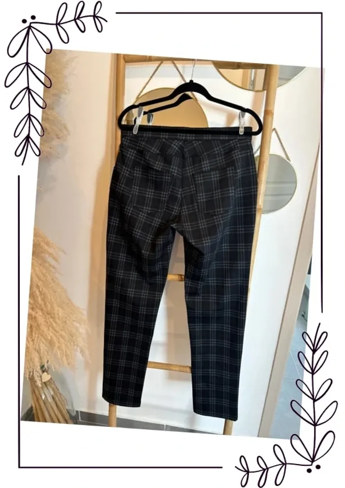 Pantalon à carreaux damart neuf - photo numéro 4