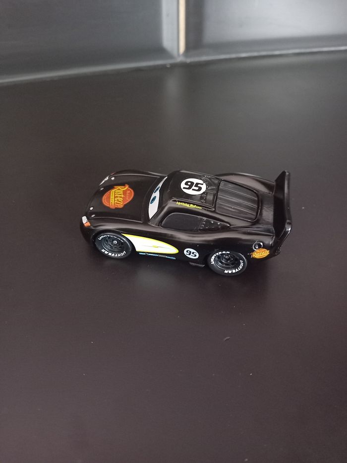 Cars noir - photo numéro 2