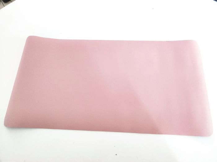 Chemin de table effet cuir rose poudré 60 x 30 cm - photo numéro 2