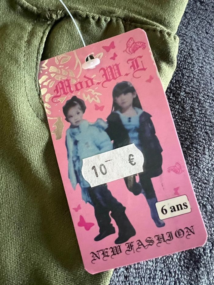 Pantalon tregging taille 6 ans ( taille pas grand ) kaki neuf et étiqueté - photo numéro 2