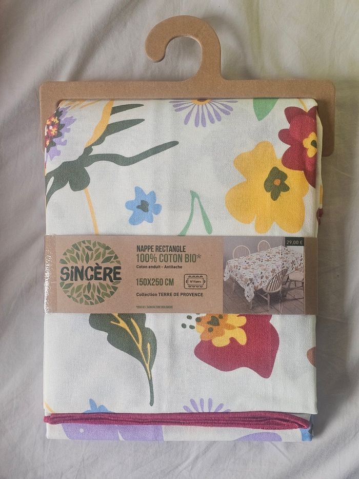 Nappe rectangle 100% coton bio enduit Antitache neuf