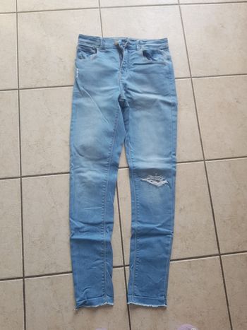 Jean skinny a trou 34