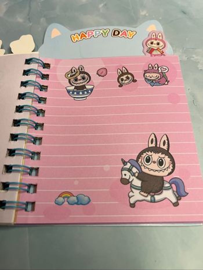 Carnet labubu avec stickers - photo numéro 4