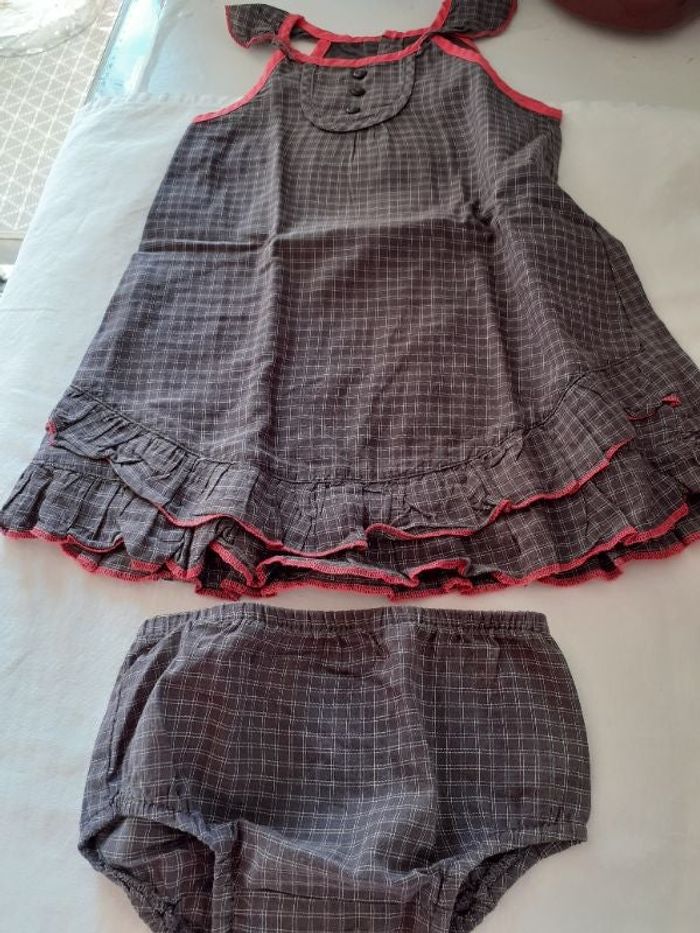 Robe manche courte avec culotte 6 mois