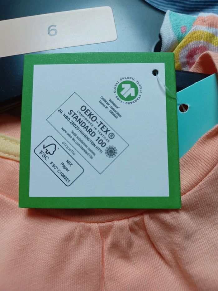 Lot 2 t-shirts 6mois neuf - photo numéro 4